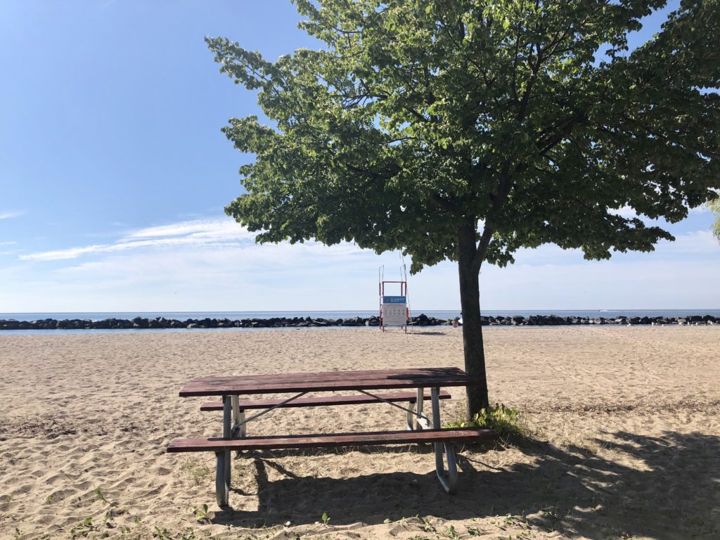 An empty picnic table on Centre Island Beach